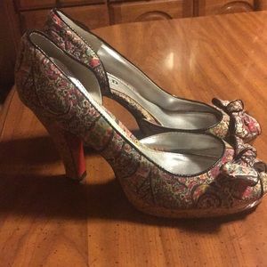 Unlisted cork bottom awesome heals